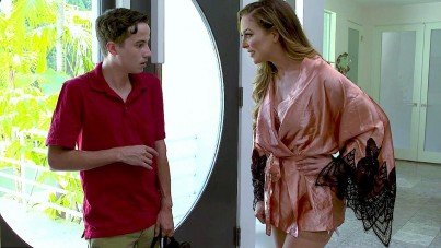 Naughty America-Schoolboy Came To Fix Mom's Wi-Fi-FOXNXX.COM