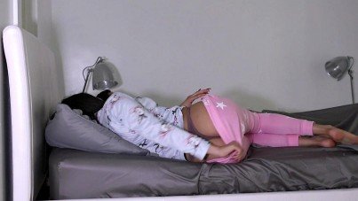 Family Strokes-Taking Off My Pyjamas In Bed With My Daddy-FOXNXX.COM