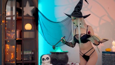 EvaElfie-OnlyFans Love Potion Needs Cum-FOXNXX.COM