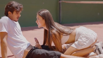 Private-Doctor Vixi Rafi will cure you with a blowjob-FOXNXX.COM