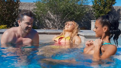Brazzers-Hot Tubs And Hook-Ups: Part 1-FOXNXX.COM